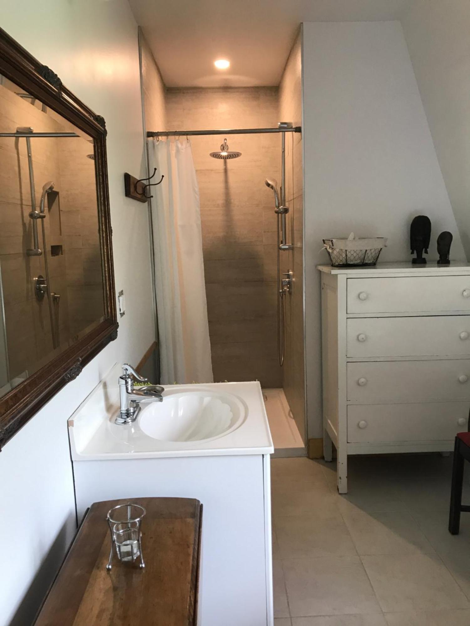 נורת' הטלי La Verivraie/Truly -Hebergement Touristique/Tourist Accomodation מראה חיצוני תמונה